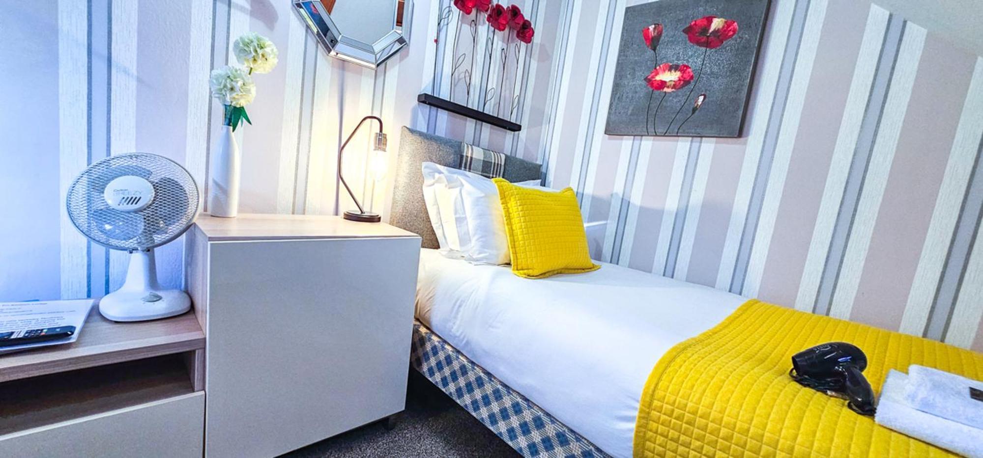 Mystayinn Kinloch Lodge อินเวอร์เนส ภายนอก รูปภาพ